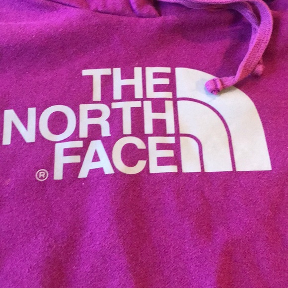 Looks Good Women’s Small Purple North Face Hoodie - Picture 2 of 4